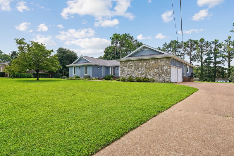 204 Montchanin Rd, Old Hickory, TN 37138