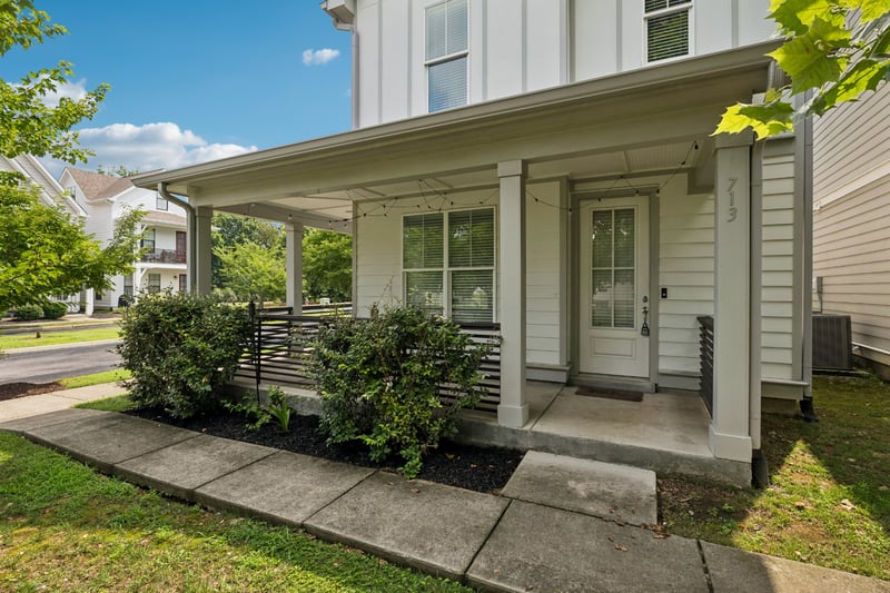 713 Cottage Park Dr, Nashville, TN 37207