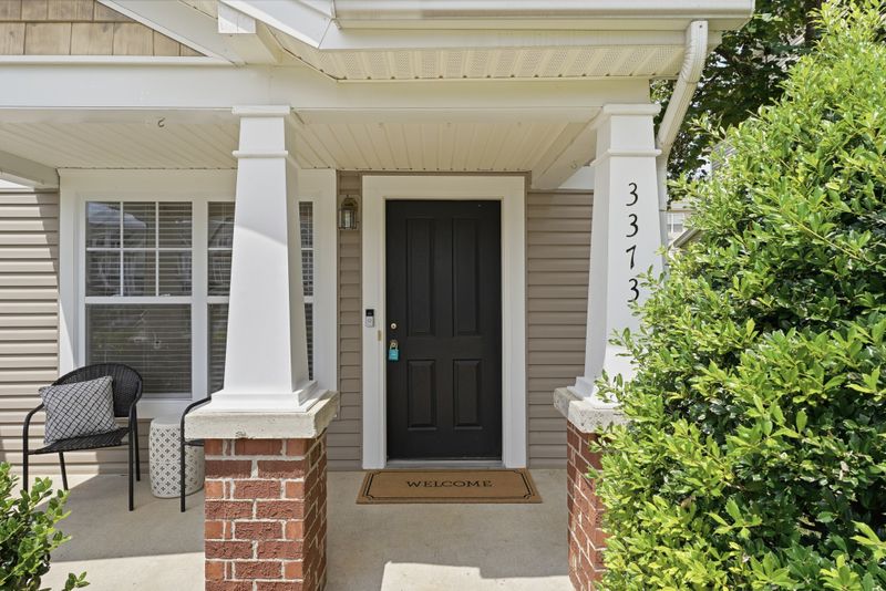 3373 Harpeth Springs Dr, Nashville, TN 37221