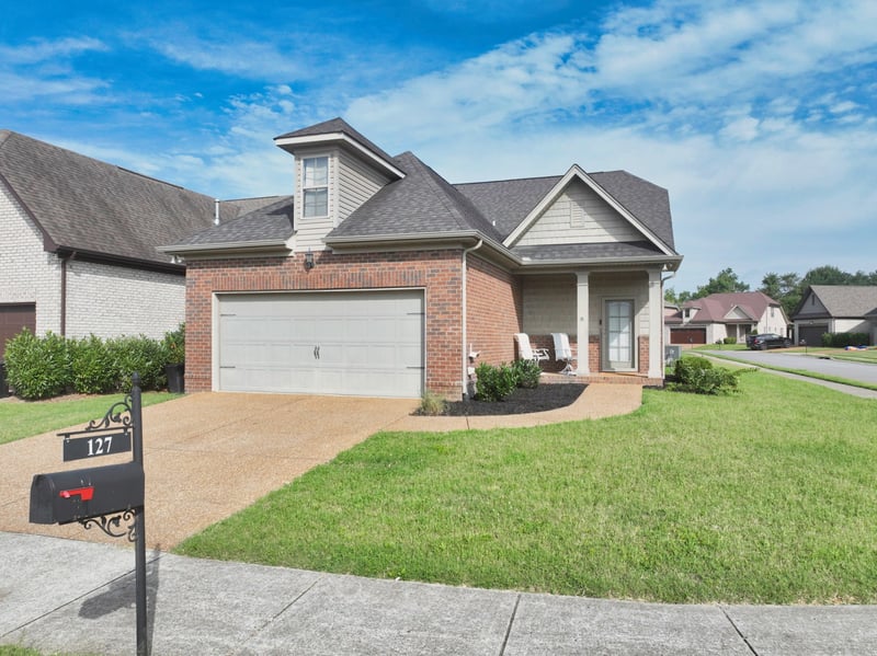 127 England Pl, Hendersonville, TN 37075