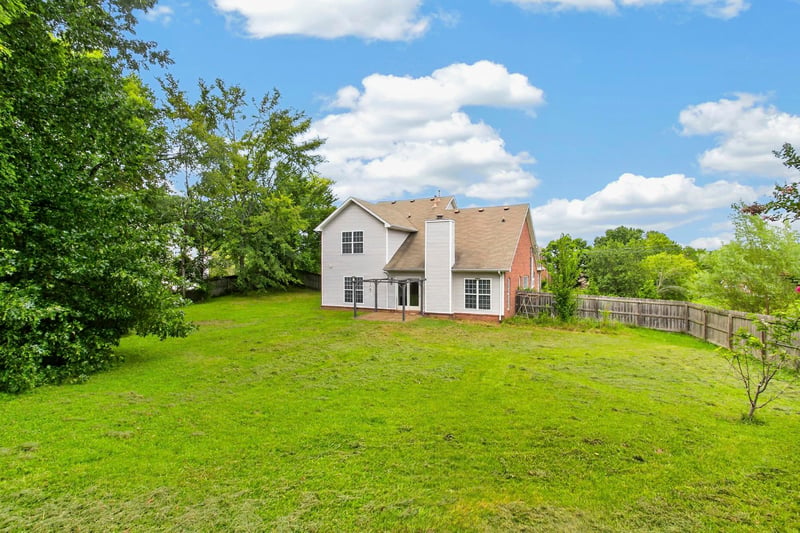 101 Wiggins Ct, Nolensville, TN 37135
