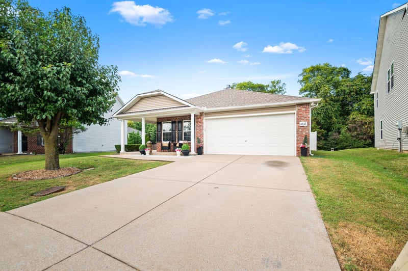 2732 Miranda Dr, Murfreesboro, TN 37128