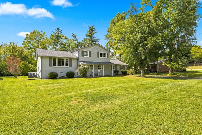 720 Myhr Dr, Nashville, TN 37221