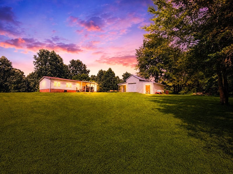 1818 Groveland Ridge Rd, Columbia, TN 38401