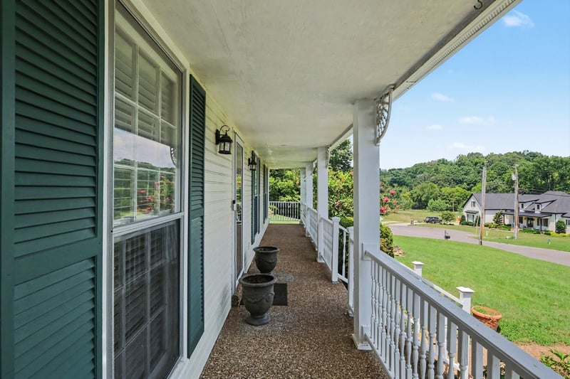567 Glen Echo Dr, Old Hickory, TN 37138