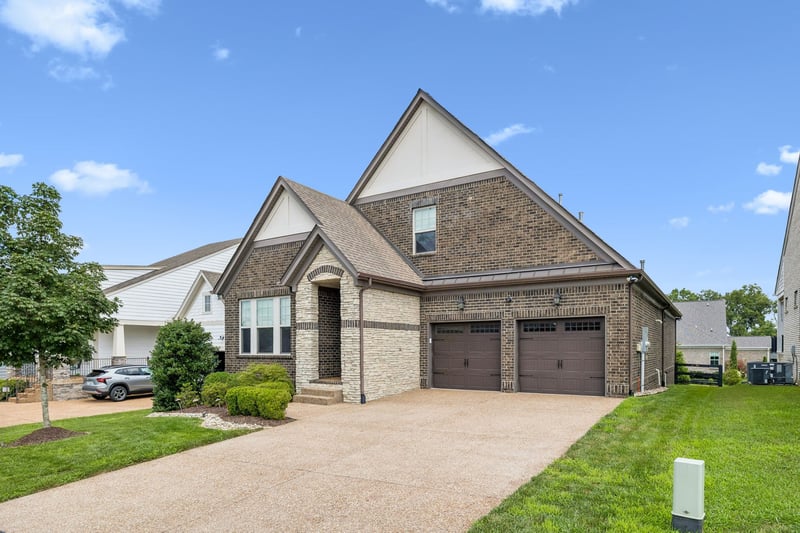 421 Edenfield Ps, Nolensville, TN 37135