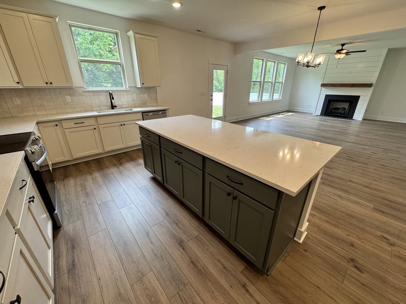 419 Old Spring Ln, Gallatin, TN 37066