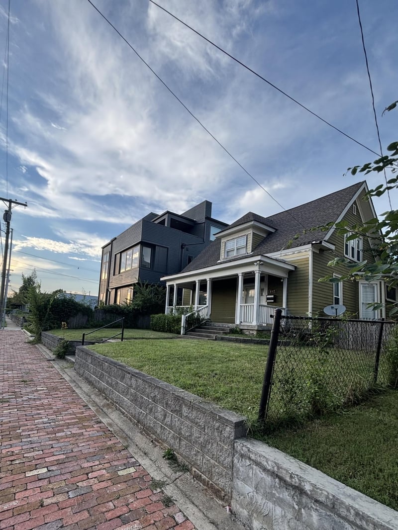 1512 10th Ave N, Nashville, TN 37208