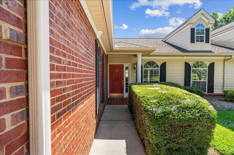 609 Black Oak Dr #123, Dalton, GA 30721