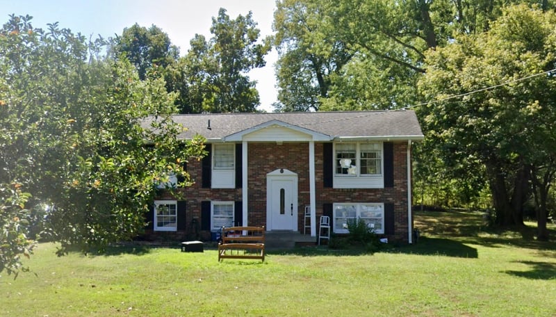 105 Apple Ln, Greenbrier, TN 37073
