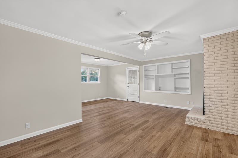 321 Old Jones Mill Rd, La Vergne, TN 37086
