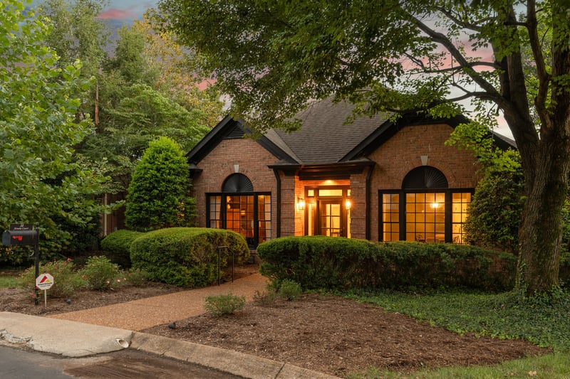 38 Erwin Ct, Nashville, TN 37205
