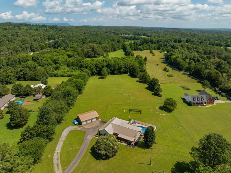 558 Bonds Rd, Chickamauga, GA 30707