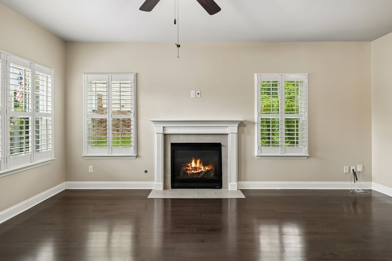 1070 Daniel Ln, Spring Hill, TN 37174