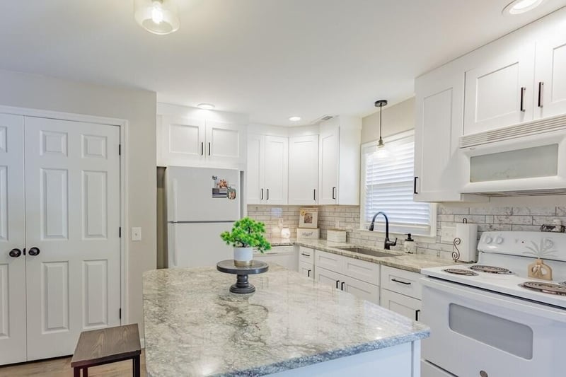 1900 Meadowbrook Cir NW, Dalton, GA 30720