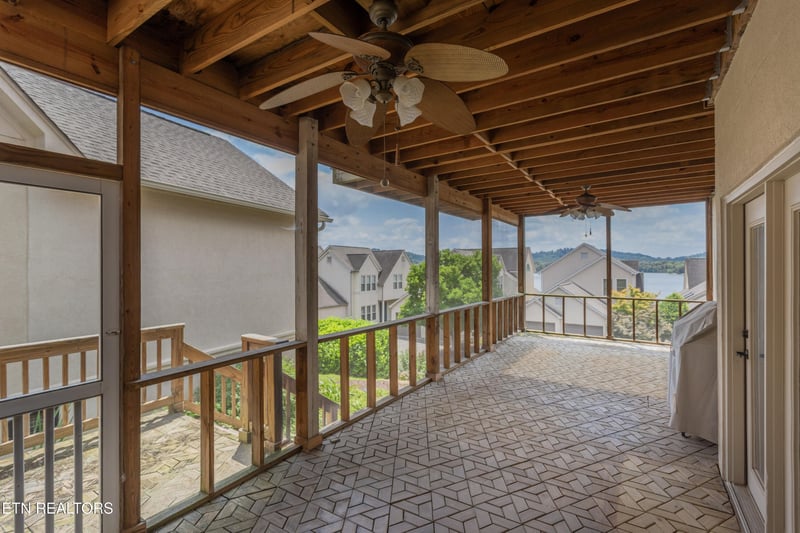 3445 Commodore Point, Knoxville, TN 37922