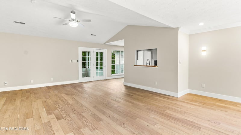 8108 Legacy Ln, Knoxville, TN 37919