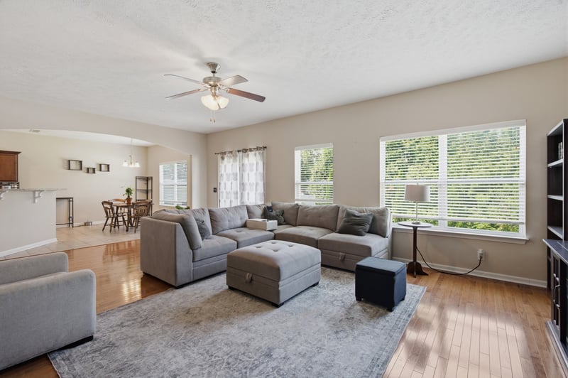 3516 Oval Hesson Ln, Murfreesboro, TN 37128