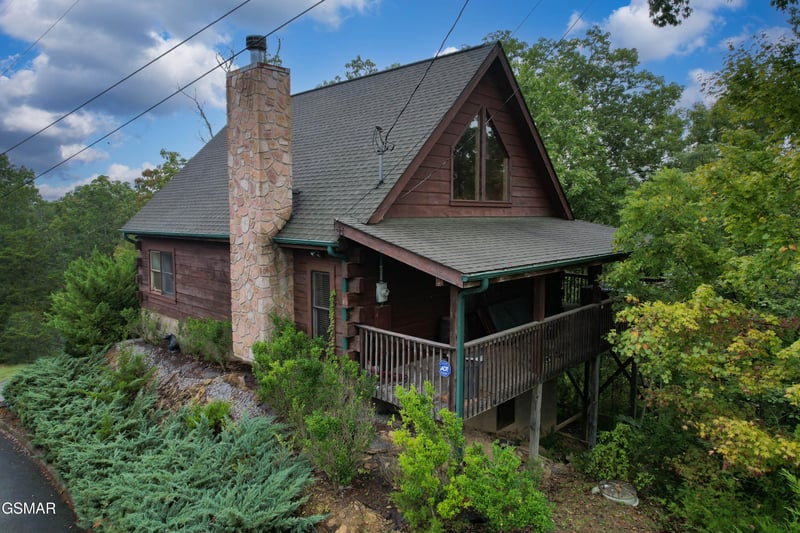 2175 Wingspan Dr, Sevierville, TN 37876