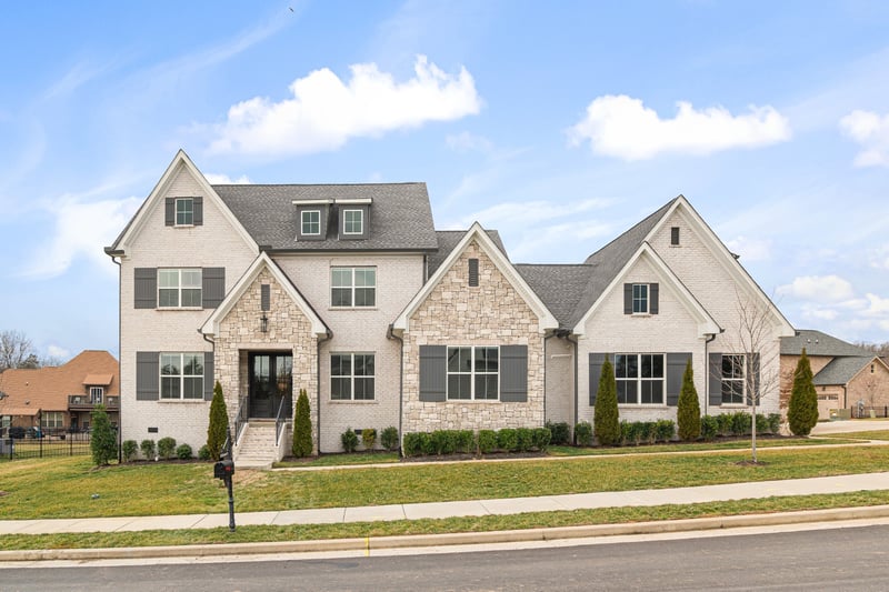 805 Regimental Dr, Hermitage, TN 37076