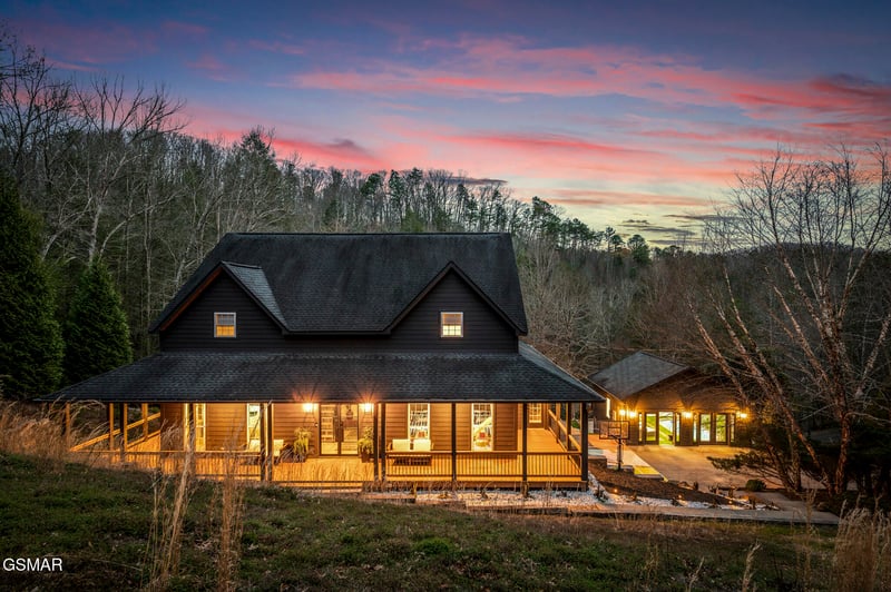 2210 Woodcock Trl, Sevierville, TN 37876