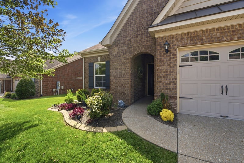 473 Stonegate Dr, Lebanon, TN 37090