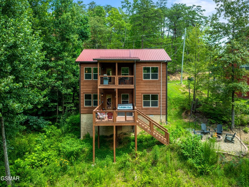 1533 Bear Valley Rd, Sevierville, TN 37876