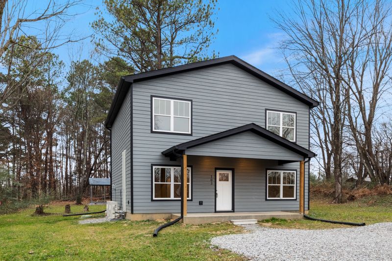 103 Mack St, Dickson, TN 37055