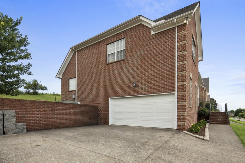 104 N Shadowhaven Way, Hendersonville, TN 37075