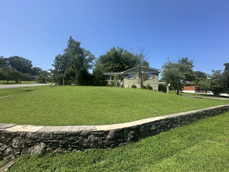 473 Sunliner Dr, Nashville, TN 37209