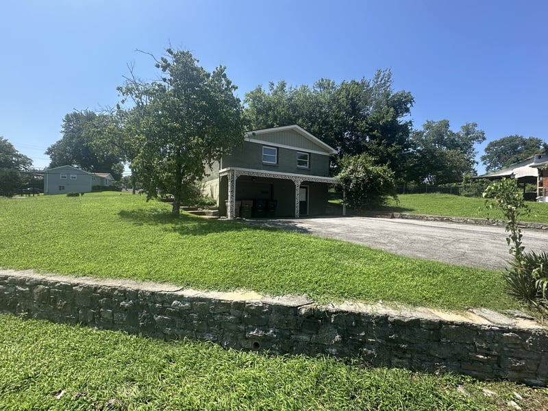 473 Sunliner Dr, Nashville, TN 37209