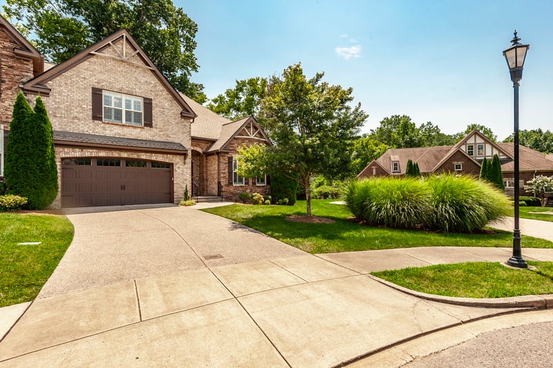 210 Abiding Pl, Goodlettsville, TN 37072