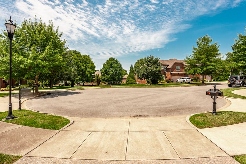 210 Abiding Pl, Goodlettsville, TN 37072