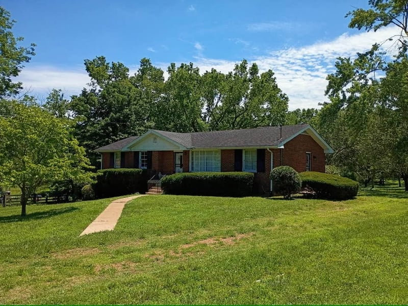 102 Graycroft Ct, Madison, TN 37115