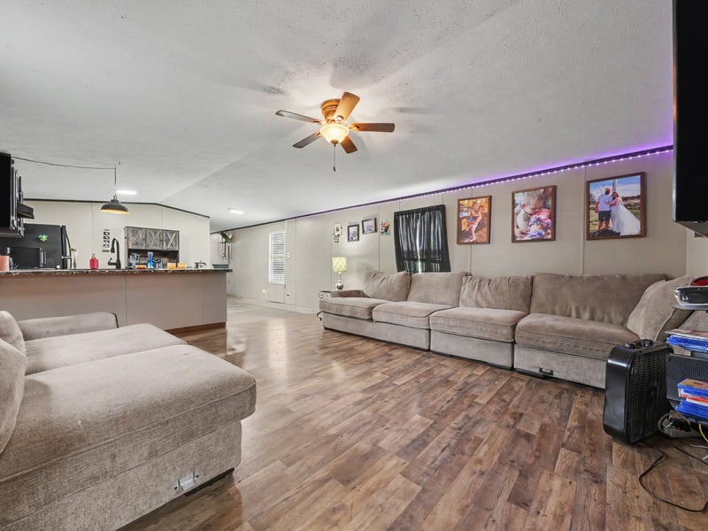 330 Oak Leaf Cir, Maryville, TN 37804