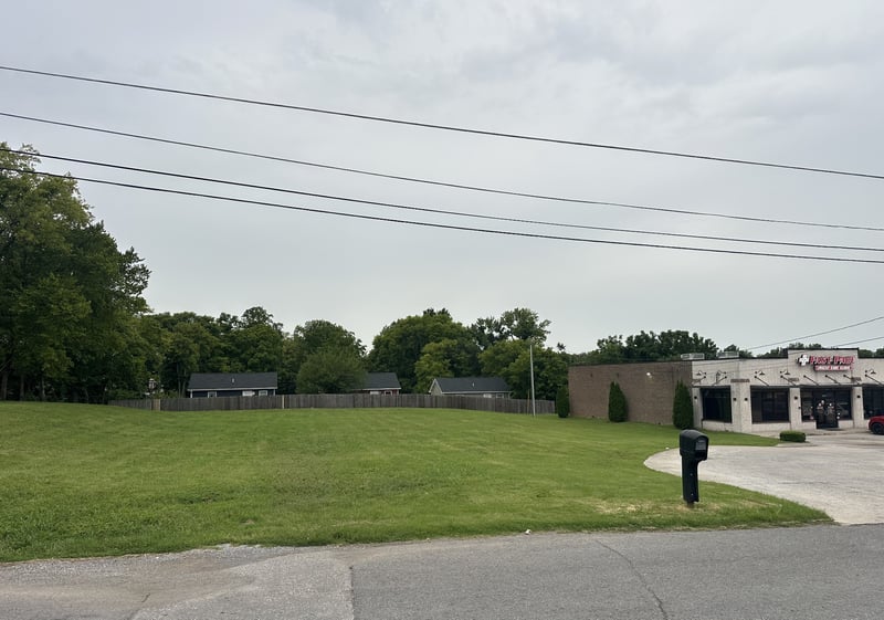 1609 Jones St, Springfield, TN 37172