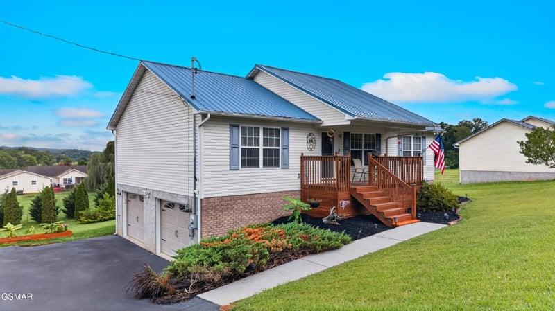 1787 Sand Plant Rd, Sevierville, TN 37876