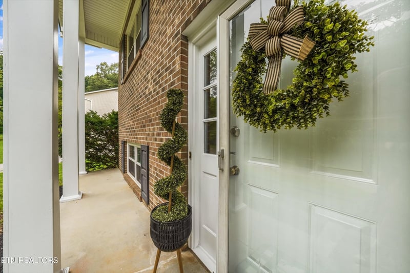 9315 Barrington Blvd, Knoxville, TN 37922
