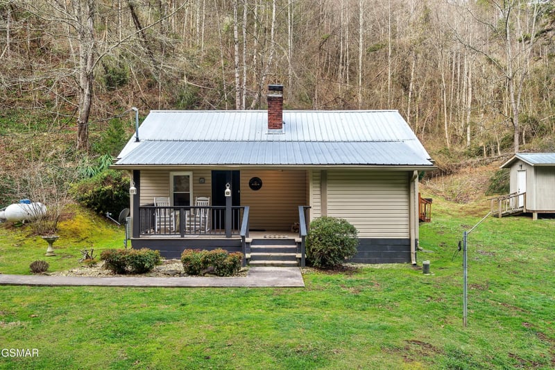 1105 King Branch Rd, Sevierville, TN 37876