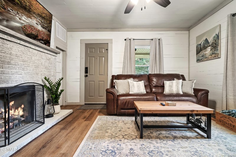 1105 King Branch Rd, Sevierville, TN 37876