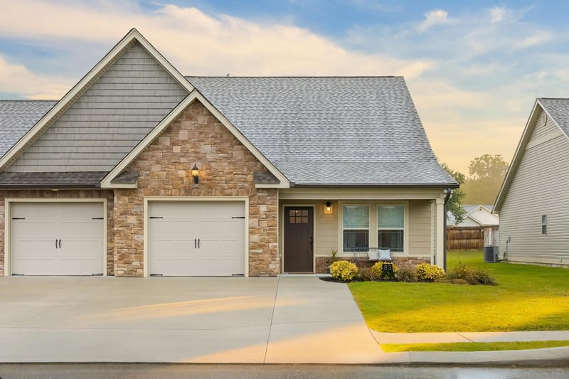83 Morning Mist Dr, Rossville, GA 30741
