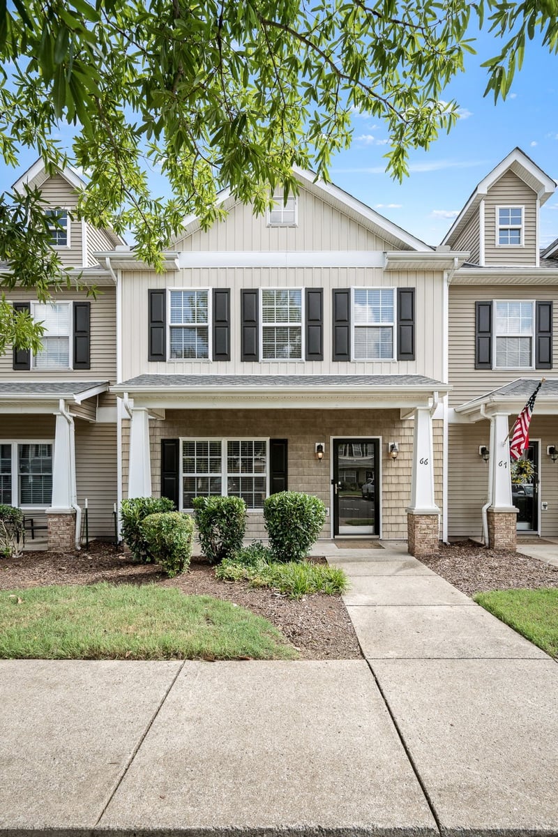284 Meigs Dr #J66, Murfreesboro, TN 37128