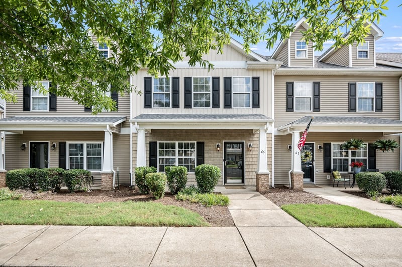 284 Meigs Dr #J66, Murfreesboro, TN 37128