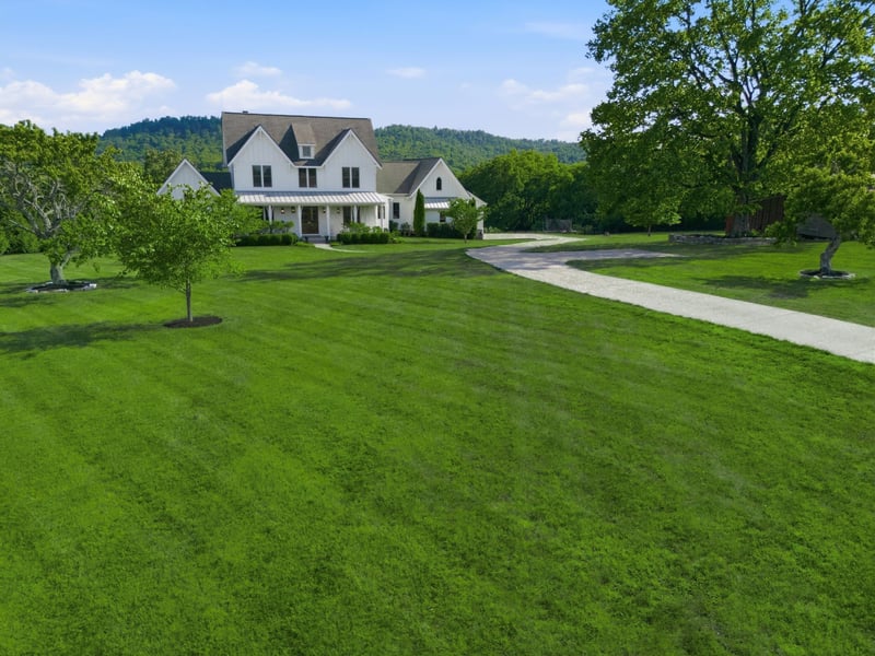 9643 Clovercroft Rd, Nolensville, TN 37135