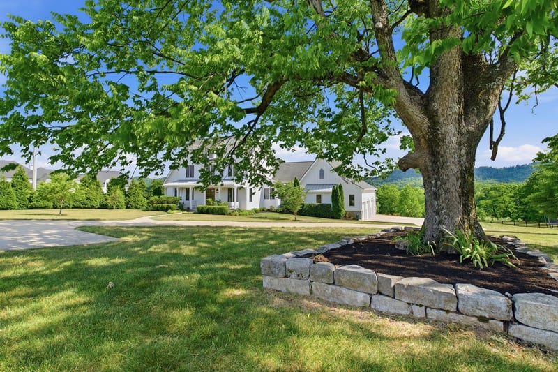 9643 Clovercroft Rd, Nolensville, TN 37135