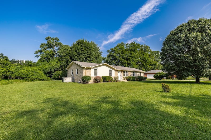 179 Gatone Dr, Hendersonville, TN 37075