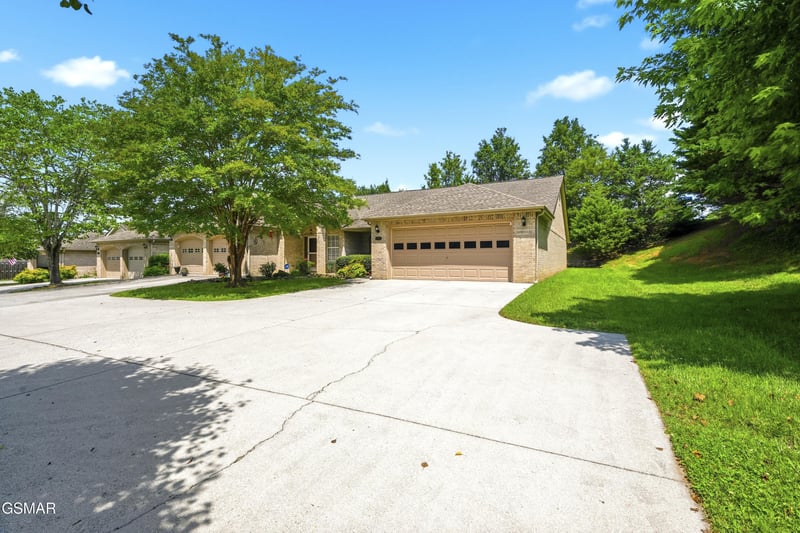 10703 Admiral Bend Way, Knoxville, TN 37934
