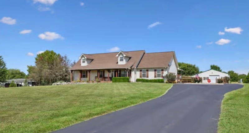 9949 Midland Rd, Bell Buckle, TN 37020