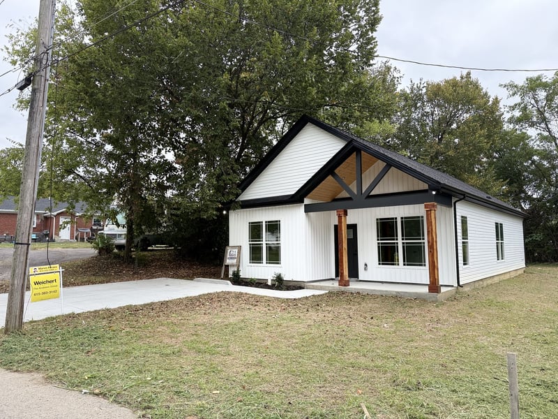 534 20th Ave W, Springfield, TN 37172