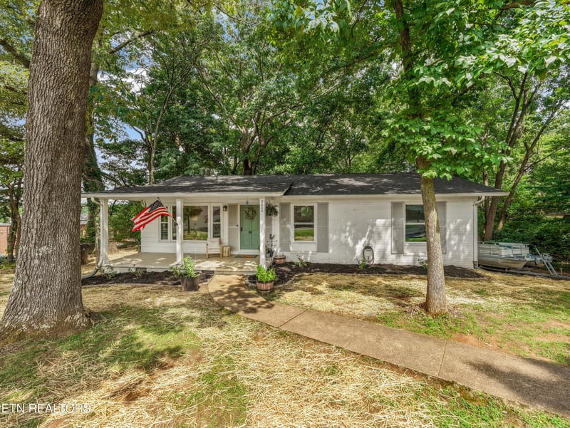 3604 Sisk Rd, Knoxville, TN 37921